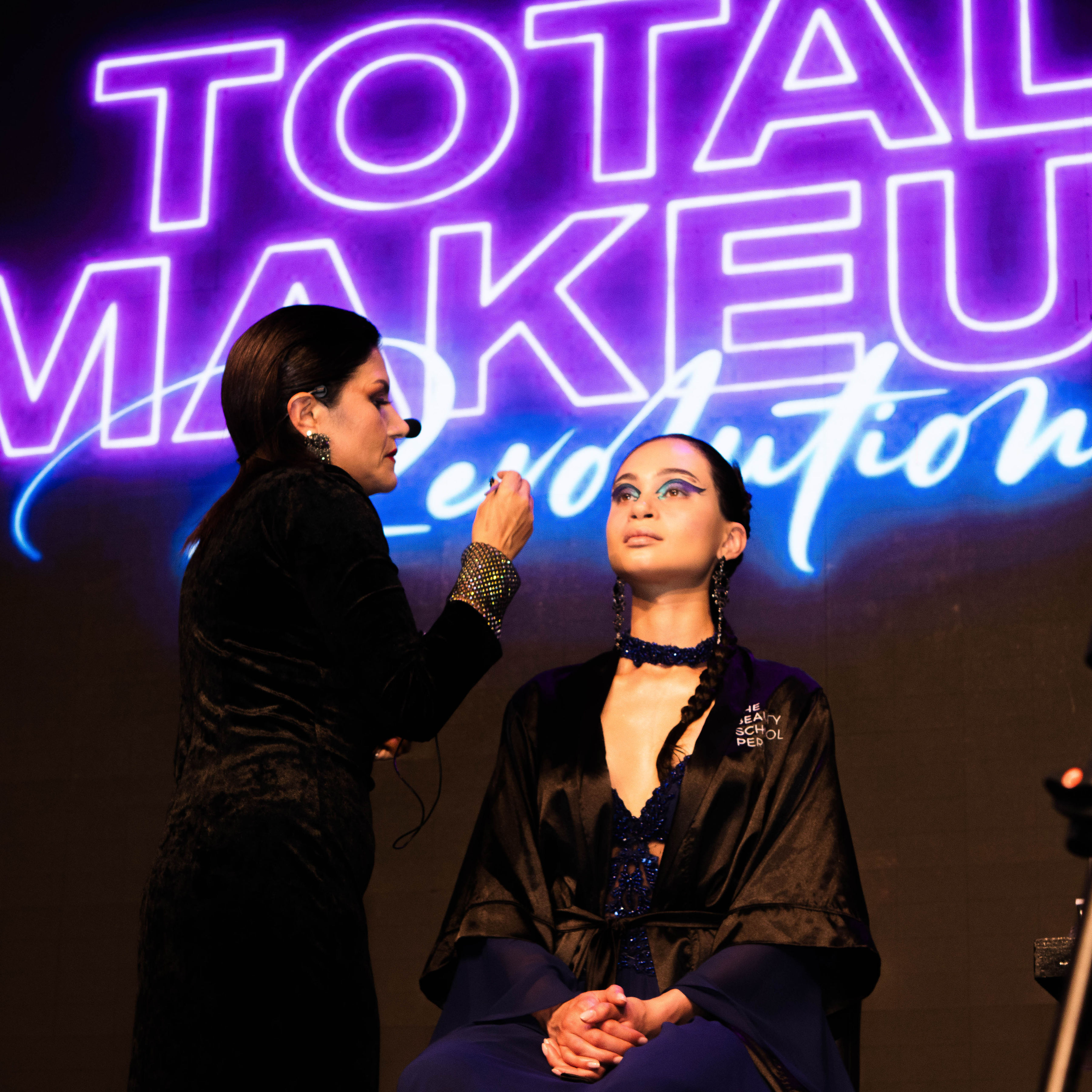 Practica profesional de maquillaje